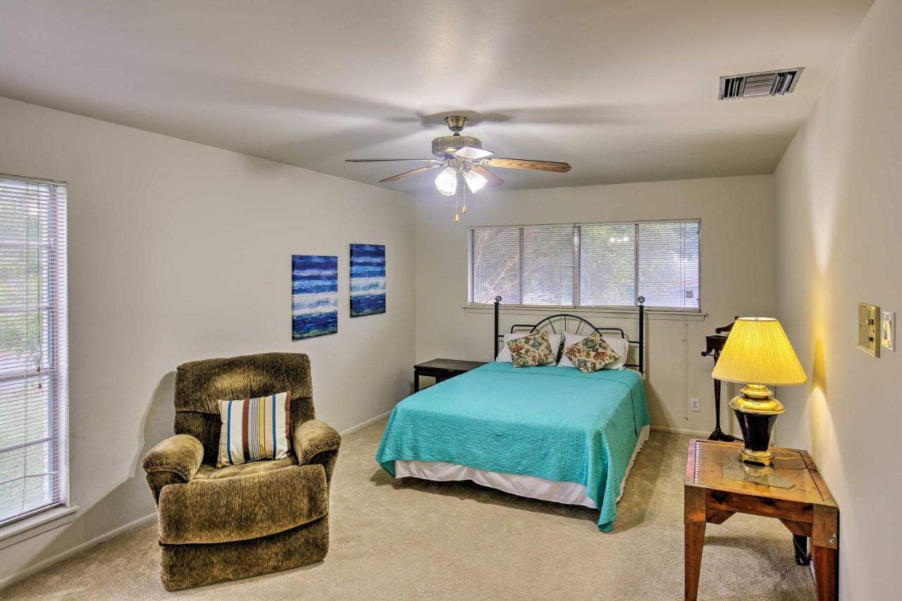 Charming San Antonio Abode About 10 Mi To River Walk! Extérieur photo